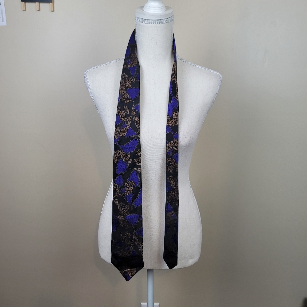 FIRM Boss Hugo Boss 100% Silk Tie